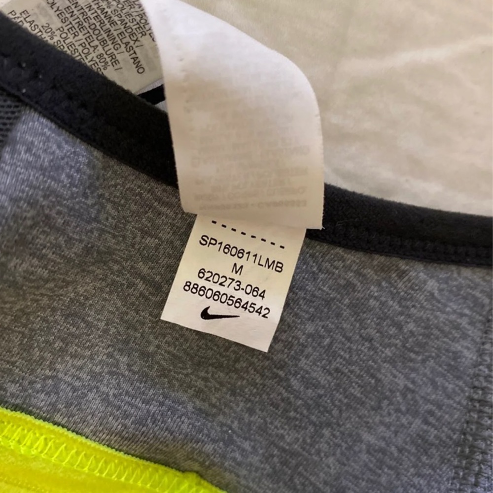 Size medium Nike sports bra